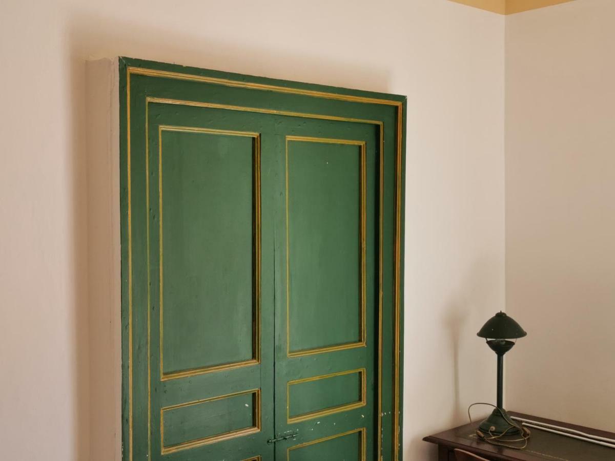 Morfeo33 Apartment Lipari  Bagian luar foto